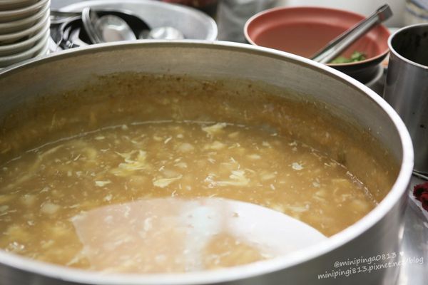 三重平價美食_三重現做赤肉羹_食尚玩家三重赤肉羹_三重午餐_三重有名小吃