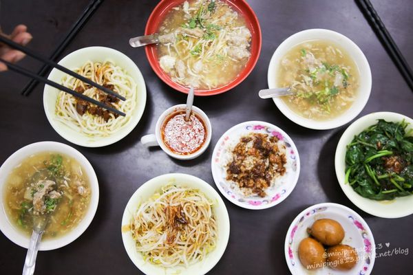 三重平價美食_三重現做赤肉羹_食尚玩家三重赤肉羹_三重午餐_三重有名小吃