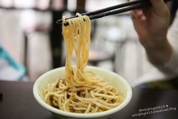 三重平價美食_三重現做赤肉羹_食尚玩家三重赤肉羹_三重午餐_三重有名小吃