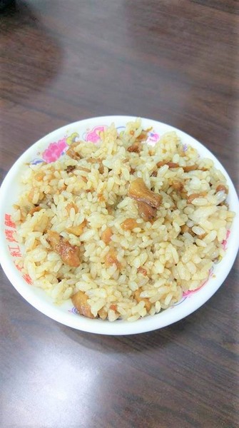 三重現做赤肉焿(三重力行店)：三重現做赤肉焿-新北三重超級銅板價小吃  怎麼可以錯過店家最厲害的現做赤肉羹和滷肉飯  吃完一輪才過癮