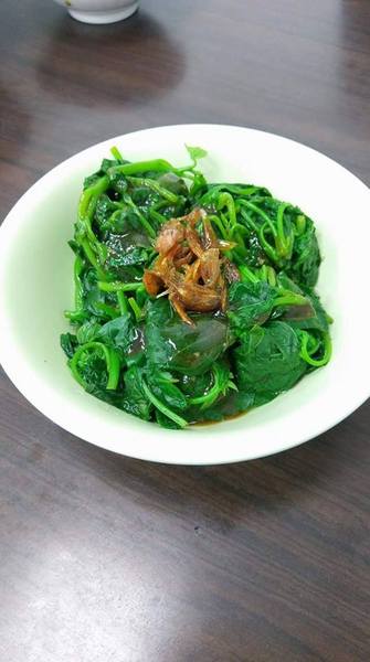 三重現做赤肉焿(三重力行店)：三重現做赤肉焿-新北三重超級銅板價小吃  怎麼可以錯過店家最厲害的現做赤肉羹和滷肉飯  吃完一輪才過癮