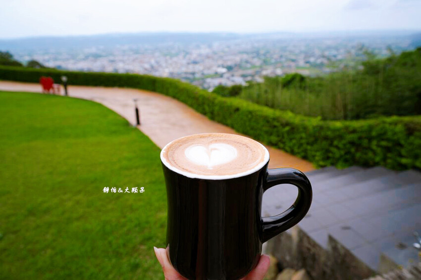 桐遊柿界 ❙ 低消只要100元，坐擁浪漫百萬夜景，苗栗公館景