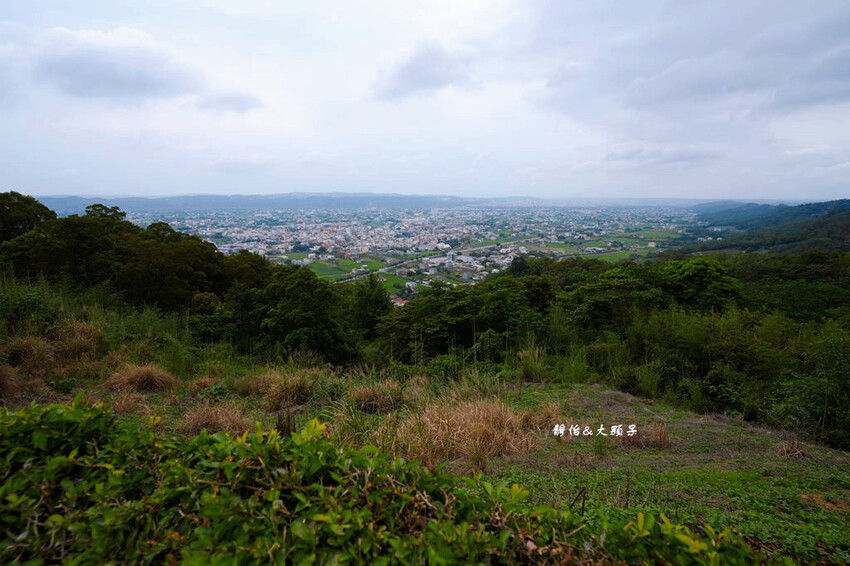 桐遊柿界 ❙ 低消只要100元，坐擁浪漫百萬夜景，苗栗公館景