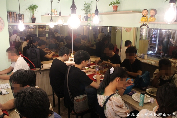 YumYum好吃好吃(上菜囉):公館平價南法料理『YumYum 好吃好吃-1號創始店』厚切牛排只要299元/台大商圈/近東南亞戲院/捷運公館站