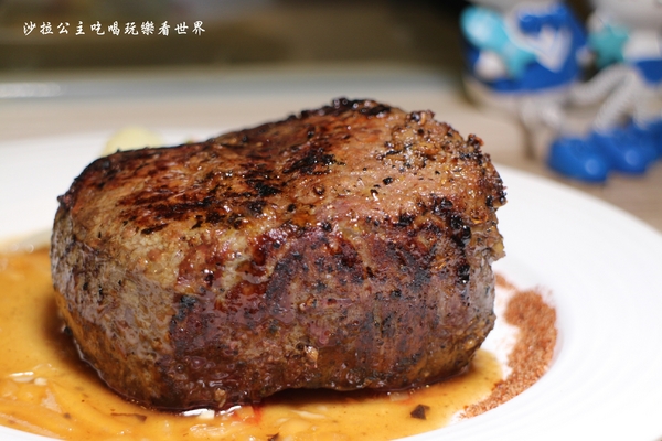 YumYum好吃好吃(上菜囉):公館平價南法料理『YumYum 好吃好吃-1號創始店』厚切牛排只要299元/台大商圈/近東南亞戲院/捷運公館站