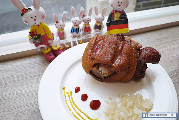 台北公館【Yum Yum 好吃好吃】吃南法料理不必貴森森!還有童趣森林風可愛環境。公館超值南法料理。公館美食。上菜啦姐妹店