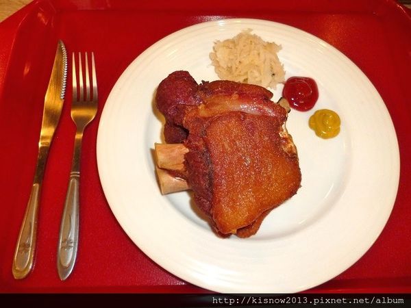 YumYum好吃好吃(上菜囉):牛排大塊,豬腳美味,物超所值-YumYum好吃好吃体驗心得 YumYum好吃好吃(上菜囉):牛排大塊,豬腳美味,物超所值-YumYum好吃好吃体驗心得