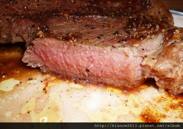 YumYum好吃好吃(上菜囉):牛排大塊,豬腳美味,物超所值-YumYum好吃好吃体驗心得 YumYum好吃好吃(上菜囉):牛排大塊,豬腳美味,物超所值-YumYum好吃好吃体驗心得