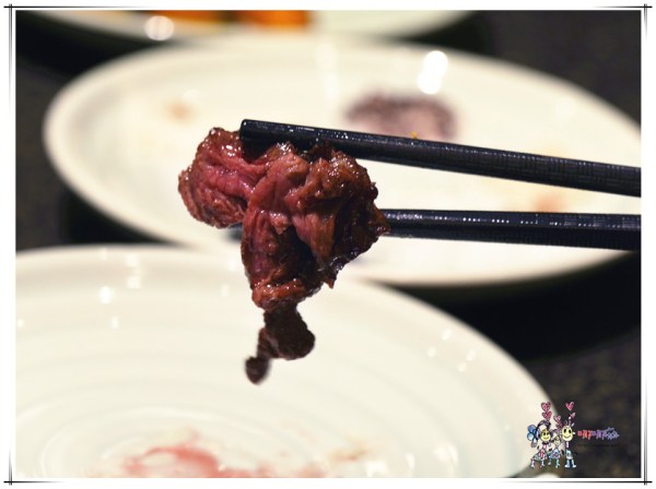 蘭亭極緻燒,和牛,澳洲和牛,日本和牛,翼板,頸長筋,台北美食,晴天小翊,line貼圖