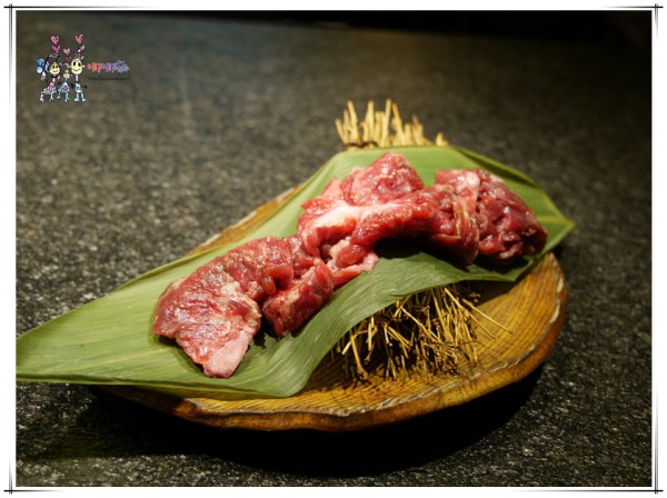 蘭亭極緻燒,和牛,澳洲和牛,日本和牛,翼板,頸長筋,台北美食,晴天小翊,line貼圖