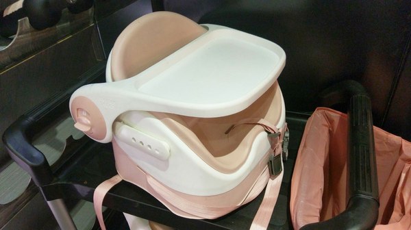 筋肉人燒肉:筋肉人燒肉-新竹北區無煙燒烤 店內提供頂級澳洲和牛燒肉 地下室有包廂 可以邊吃燒肉邊歡歌 不嗨也難