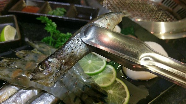 筋肉人燒肉:筋肉人燒肉-新竹北區無煙燒烤 店內提供頂級澳洲和牛燒肉 地下室有包廂 可以邊吃燒肉邊歡歌 不嗨也難