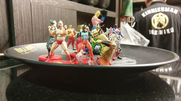 筋肉人燒肉:筋肉人燒肉-新竹北區無煙燒烤 店內提供頂級澳洲和牛燒肉 地下室有包廂 可以邊吃燒肉邊歡歌 不嗨也難