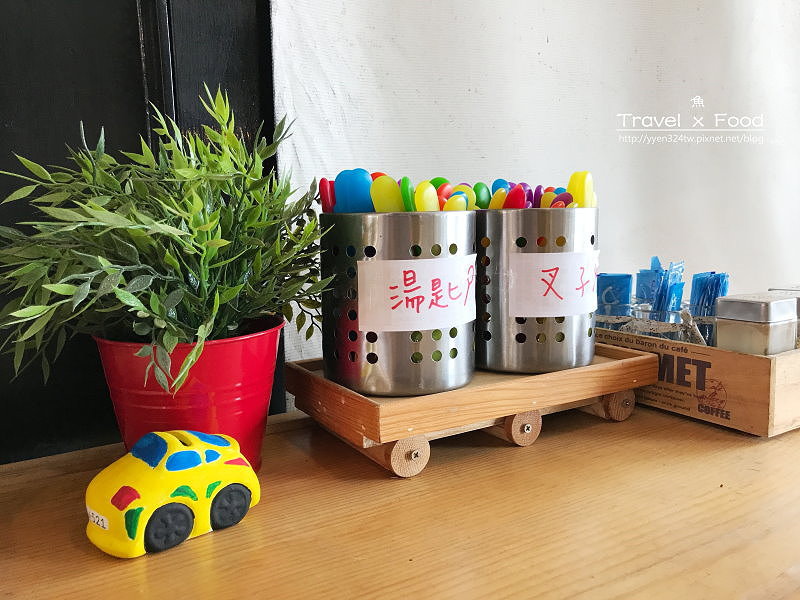 鐵道與車170818013