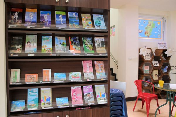 |嘉義新景點 中埔遊客中心 西拉雅國家風景區 猶如來到山中童話城堡 親子旅遊的好所在 新開幕免費入園|:【嘉義中埔景點】西拉雅國家風景區~中埔遊客中心,浪漫台三線山中童話城堡