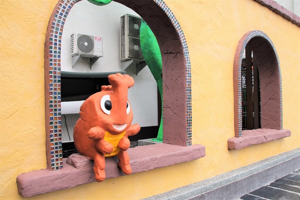 |嘉義新景點 中埔遊客中心 西拉雅國家風景區 猶如來到山中童話城堡 親子旅遊的好所在 新開幕免費入園|:【嘉義中埔景點】西拉雅國家風景區~中埔遊客中心,浪漫台三線山中童話城堡