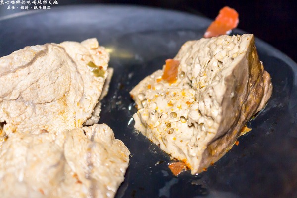 饌麻辣頂級火鍋：高雄前金︱饌麻辣頂級鴛鴦火鍋吃到飽　父親節，吃麻辣鍋、喝啤酒、冰淇淋吃飽飽，父親節就決定這樣過！！