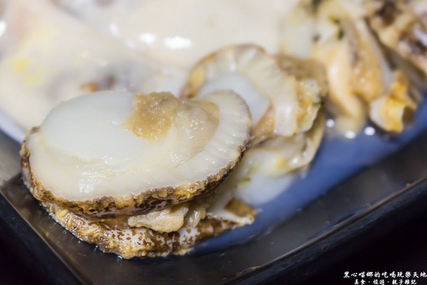 饌麻辣頂級火鍋：高雄前金︱饌麻辣頂級鴛鴦火鍋吃到飽　父親節，吃麻辣鍋、喝啤酒、冰淇淋吃飽飽，父親節就決定這樣過！！