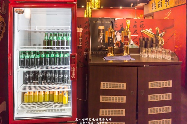 饌麻辣頂級火鍋：高雄前金︱饌麻辣頂級鴛鴦火鍋吃到飽　父親節，吃麻辣鍋、喝啤酒、冰淇淋吃飽飽，父親節就決定這樣過！！