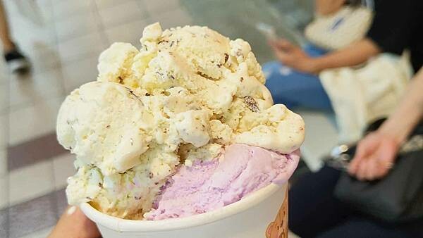 30 ice cream (3546冰淇淋)｜無敵爆份量冰淇淋，一球是別人家的三球份量！台北地下街必吃美食