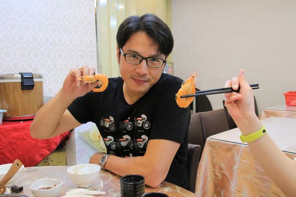 燒味鮮合菜小館:【新北市永和食記】燒味鮮合菜小館~家族朋友聚餐好地方/8月底前明治冰淇淋吃到飽/私房土雞腿湯鍋需提前預訂才吃得到唷