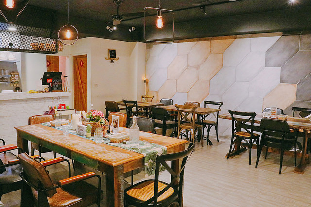 3F495510-BBD9-4624-9088-28DB99E8FDC3