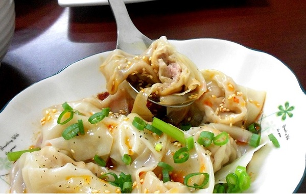 丁二姊:會燃燒的四川麵~ 丁二姊燃麵