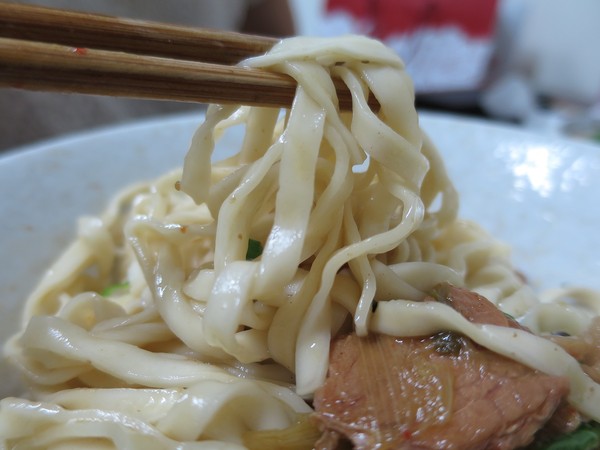 丁二姊：會燃燒的四川麵2~    ..回鍋肉麵篇