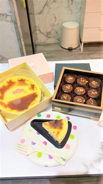 那歐瑪烘焙坊：那歐瑪烘焙坊-高雄新興區高cp烘焙坊  蛋糕甜點都好推薦  還有超可愛的貓爪冰燒雞蛋糕 重點是價格超親民  要慶生或是拜訪親友  來這邊挑選就對了!!