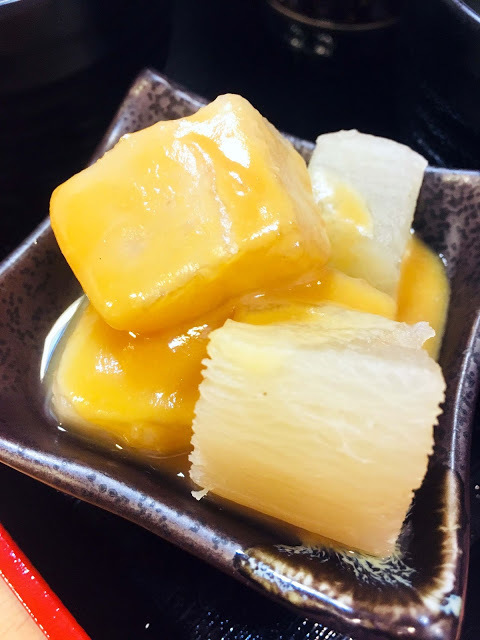 [台南美食] 炙丼家｜大口豪爽吃肉的大份量丼飯，免費加飯、加湯、打卡送小菜，就是要讓你平價吃到飽！