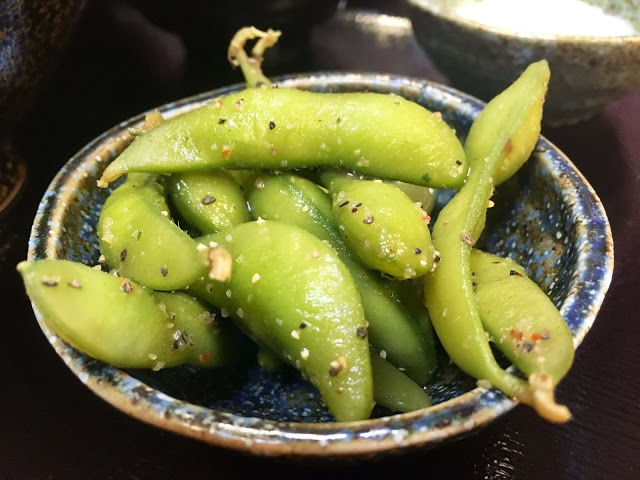 [台南美食] 炙丼家｜大口豪爽吃肉的大份量丼飯，免費加飯、加湯、打卡送小菜，就是要讓你平價吃到飽！