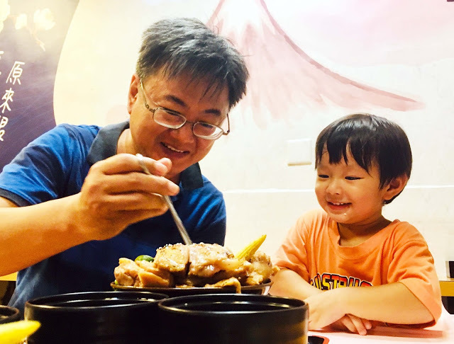 [台南美食] 炙丼家｜大口豪爽吃肉的大份量丼飯，免費加飯、加湯、打卡送小菜，就是要讓你平價吃到飽！