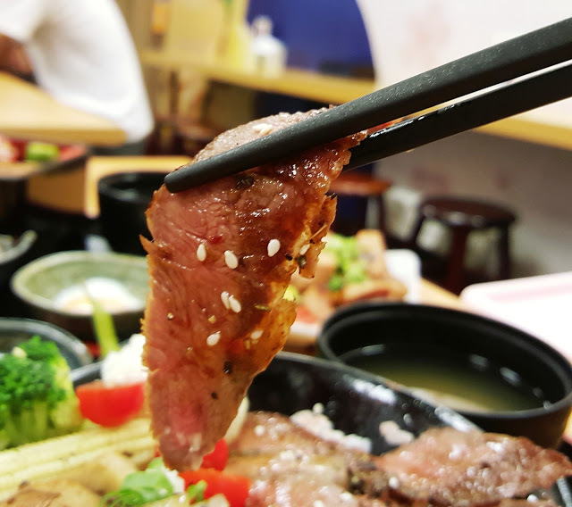 Food｜台南東區｜炙丼家－直火炙燒香氣四溢，獨門醬料色香味俱全！