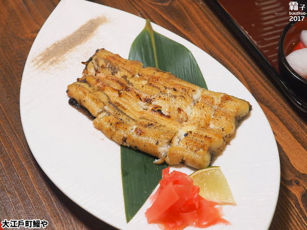 大江戶町鰻屋:大江戶町鰻屋,劇場風格鰻屋,近距離欣賞鰻魚料理秀 大江戶町鰻屋:大江戶町鰻屋,劇場風格鰻屋,近距離欣賞鰻魚料理秀