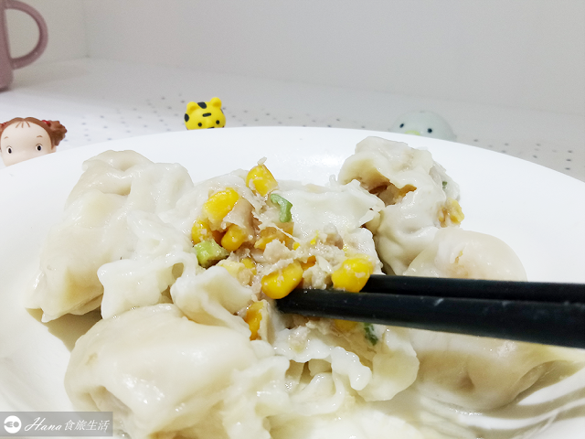 蔥媽媽 | 團購美食冠軍 飽滿餡多爆汁手工水餃 創意料理水餃化身餡餅 古早味清爽脆口情人果冰