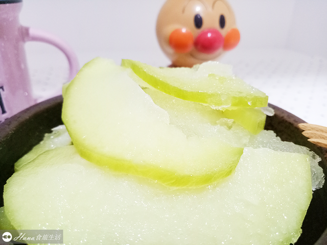 蔥媽媽 | 團購美食冠軍 飽滿餡多爆汁手工水餃 創意料理水餃化身餡餅 古早味清爽脆口情人果冰