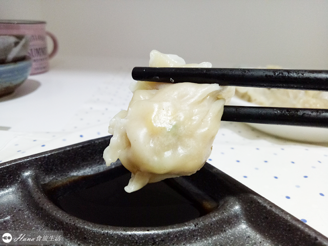 蔥媽媽 | 團購美食冠軍 飽滿餡多爆汁手工水餃 創意料理水餃化身餡餅 古早味清爽脆口情人果冰