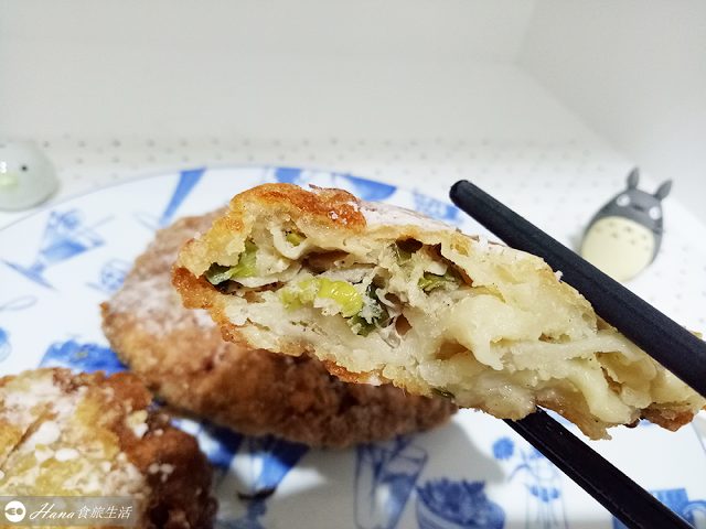 蔥媽媽 | 團購美食冠軍 飽滿餡多爆汁手工水餃 創意料理水餃化身餡餅 古早味清爽脆口情人果冰