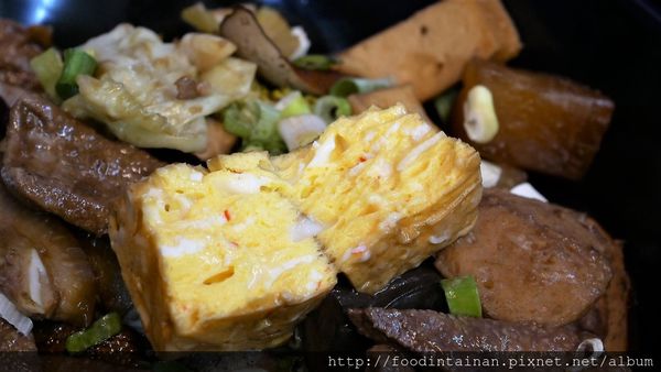 【台南市-東區美食】30幾種中藥的滷汁與+10元就能升級天使紅蝦的懷舊鍋燒意麵○ﾟεﾟ○！『瘋格滷味』讓人少少預算也能吃的大大滿足(〃^∇^)ﾉ