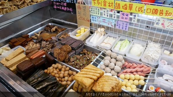 【台南市-東區美食】30幾種中藥的滷汁與+10元就能升級天使紅蝦的懷舊鍋燒意麵○ﾟεﾟ○！『瘋格滷味』讓人少少預算也能吃的大大滿足(〃^∇^)ﾉ