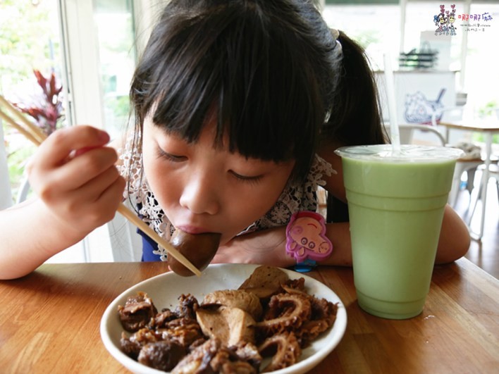 桃園美食,貓八涼麵,金牌好店,冰淇淋,涼麵,午餐,龜山美食,陸光新村