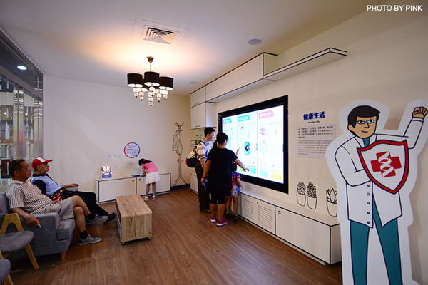 【彰化觀光工廠】台塑生醫健康悠活館。台塑第一家觀光工廠,透明化生產線,無料參觀!