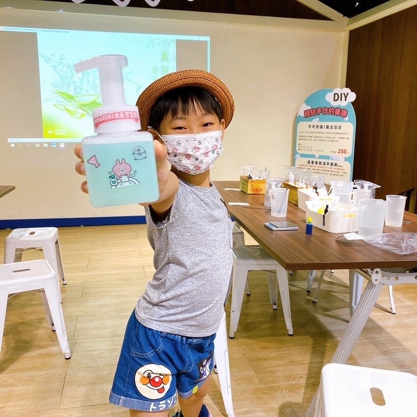 卡娜赫拉小動物主題觀光工廠和台塑生醫健康悠活館一起可愛開館了~