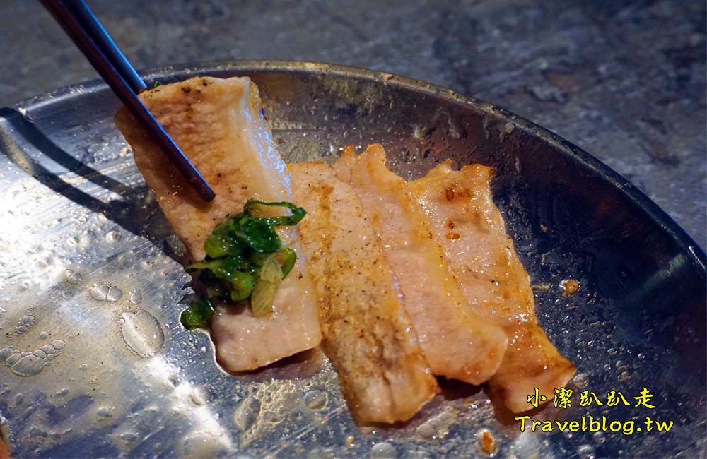 台中美食》KAKO KAKO日韓燒肉(公益路燒肉店)大口吃肉!一起吃燒肉聚餐吧!Prime牛肉軟嫩飽滿肉汁!絕對飽到你不要不要! - 小潔趴趴走(台灣旅遊)