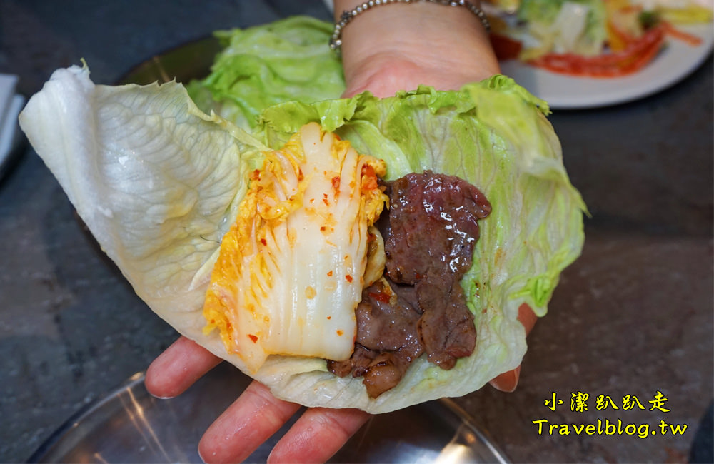 台中美食》KAKO KAKO日韓燒肉(公益路燒肉店)大口吃肉!一起吃燒肉聚餐吧!Prime牛肉軟嫩飽滿肉汁!絕對飽到你不要不要! - 小潔趴趴走(台灣旅遊)