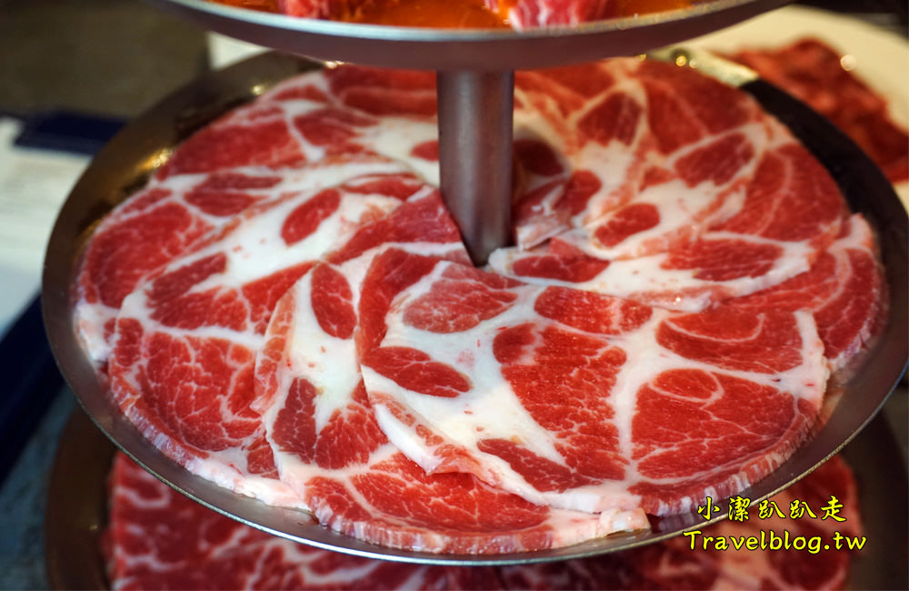 台中美食》KAKO KAKO日韓燒肉(公益路燒肉店)大口吃肉!一起吃燒肉聚餐吧!Prime牛肉軟嫩飽滿肉汁!絕對飽到你不要不要! - 小潔趴趴走(台灣旅遊)