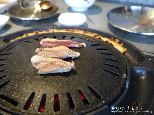 KAKO KAKO 燒肉-台中公益店：〖台中│美食〗KAKO KAKO 日韓燒肉-台中公益旗艦店 ❤ KAKO KAKO肉搏戰開打!! 即日起至8/31，”套餐第二客半價”大優惠，限量加碼FB訂位送泰國蝦~