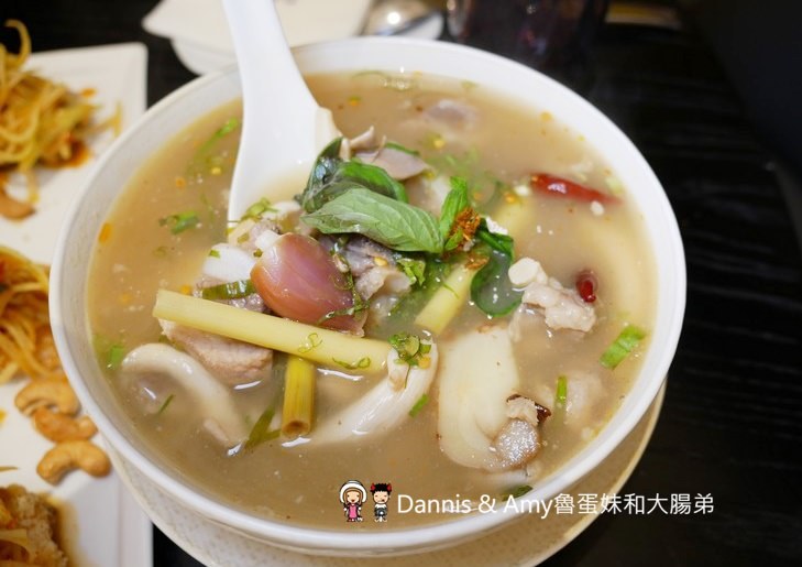 《新竹大遠百餐廳》饗泰多-新竹店2019新菜單泰式美食菜色分享。酸辣夠勁愛吃泰國菜的朋友們別錯過︱ 影片