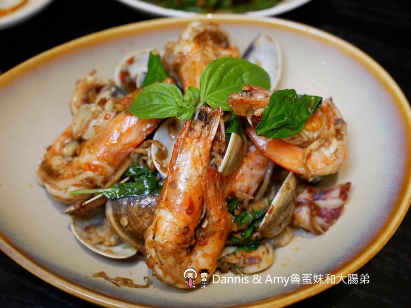 《新竹大遠百餐廳》饗泰多-新竹店2019新菜單泰式美食菜色分享。酸辣夠勁愛吃泰國菜的朋友們別錯過︱ 影片