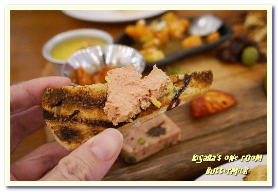 Buttermilk摩登美式餐廳:中山美式餐廳.融合再創新!不同以往感受的摩登美式餐廳──Buttermilk